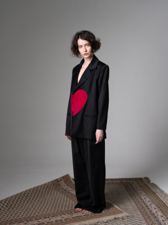 Costum oversized ‘Broken heart’